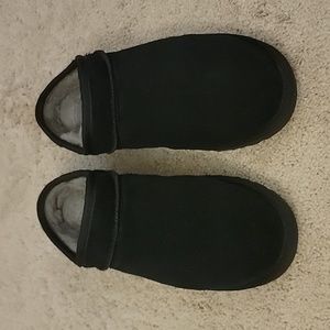 UGG Suede Classic Slipper
